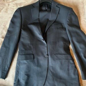 Guy Laroche Home 40S suit